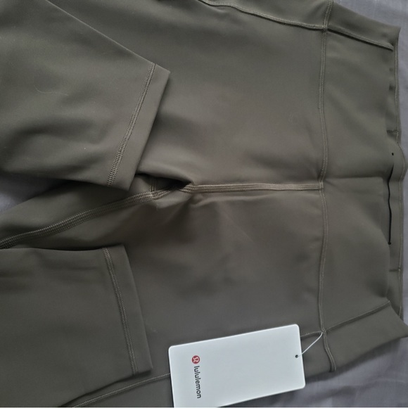 Lululemon Size 10 In Movement Everlux Dark Olive 25" NWT - Picture 4 of 16